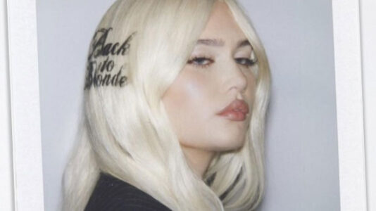 SIENNA SPIRO Unveils Raw New Ballad “BACK TO BLONDE”