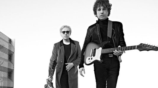 The Kooks Announce North American Tour with lovelytheband in Support of New Album